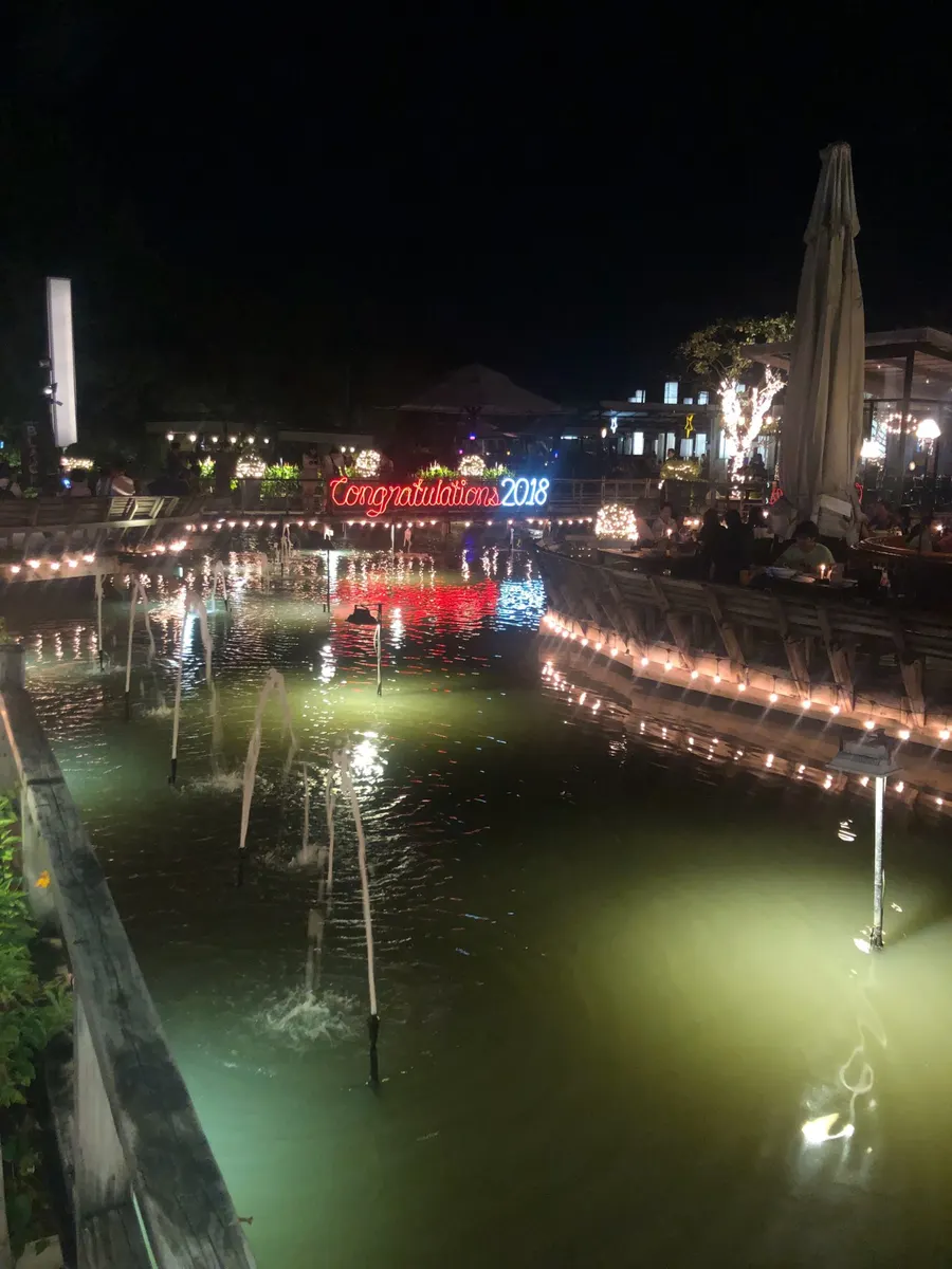 【おすすめローカルスポット】Waterside Resort Restaurant
