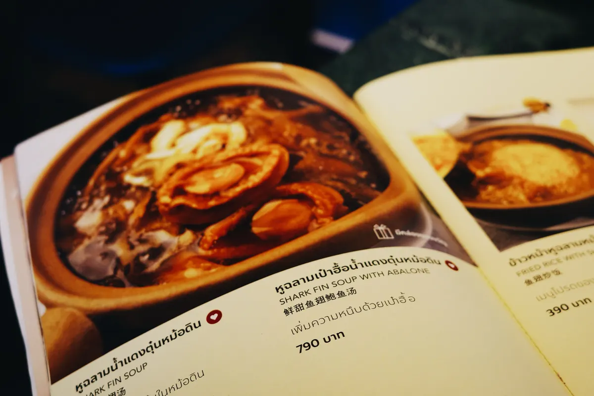 中華街で土鍋ご飯「Claypot King」