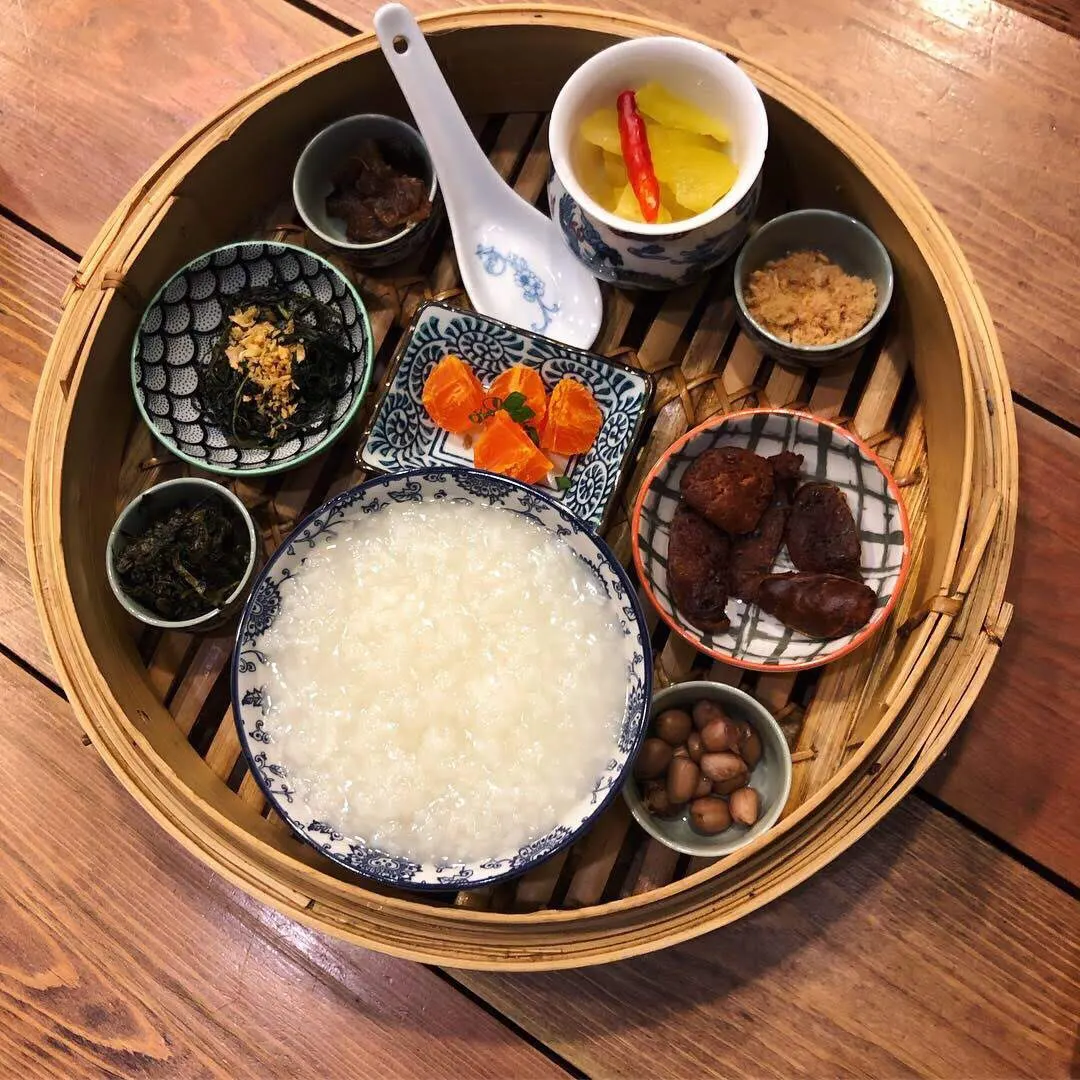 噂の名店!【ヤワラート Lhong Tou Cafe】