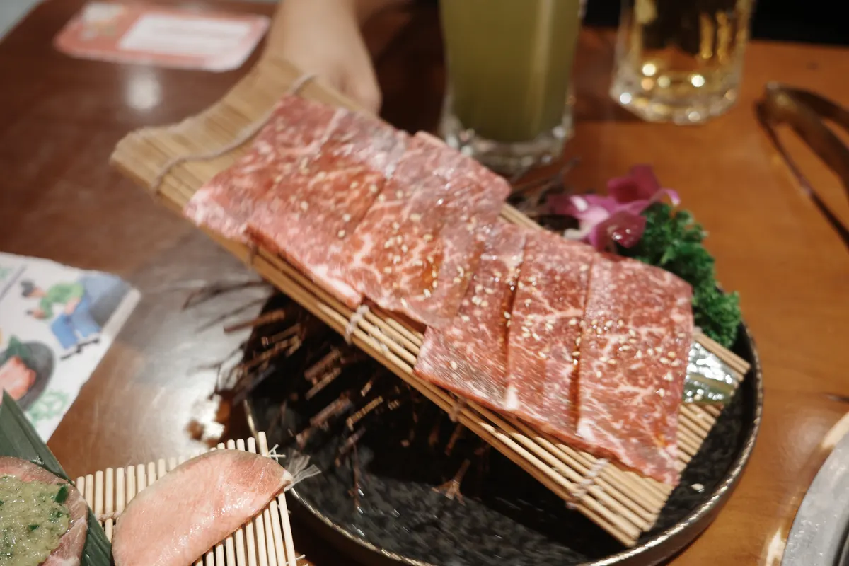 プラカノンの日系焼肉「NIKU NIKU」